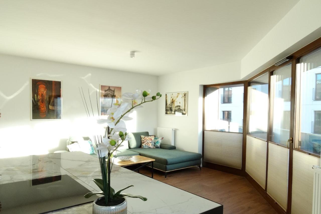 Central Port Warsaw Apartment Dış mekan fotoğraf